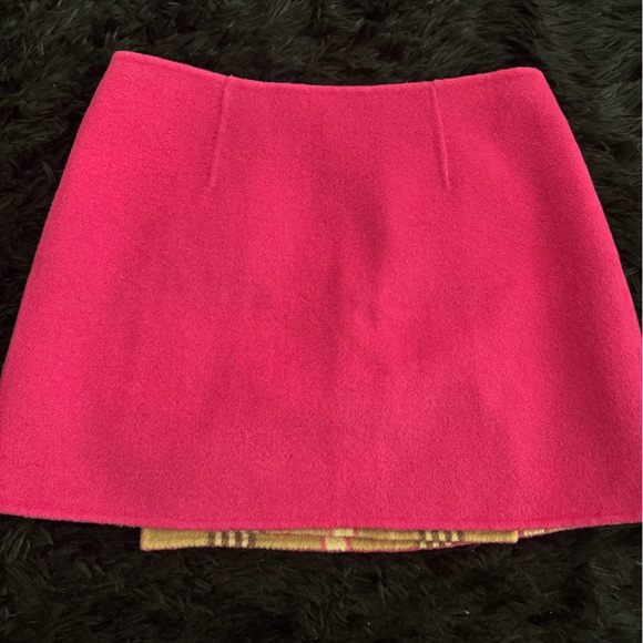 Lilly Pulitzer Reversible Plaid and Pink Mini Wool Skirt - Picture 6 of 7